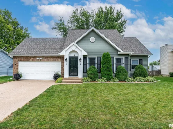 729 W 58th St, Davenport, IA 52806