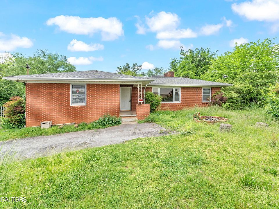 1st image of 103 Aurora Ln