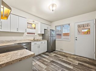 4644 Union St, Burnaby, BC V5C2Y3