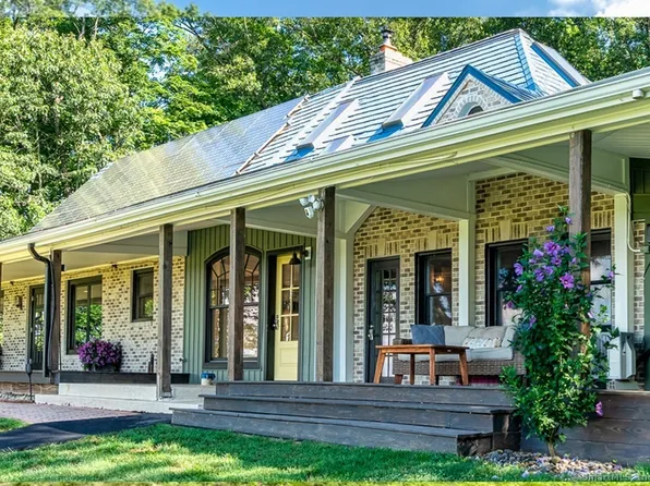 12 Sydney Lane, Cromwell, CT 06416