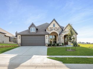 212 Shawnee Trl, Alvarado, TX 76009