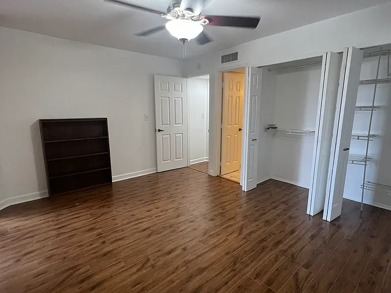 10801 SW 109th Ct #D208 — Photo 13
