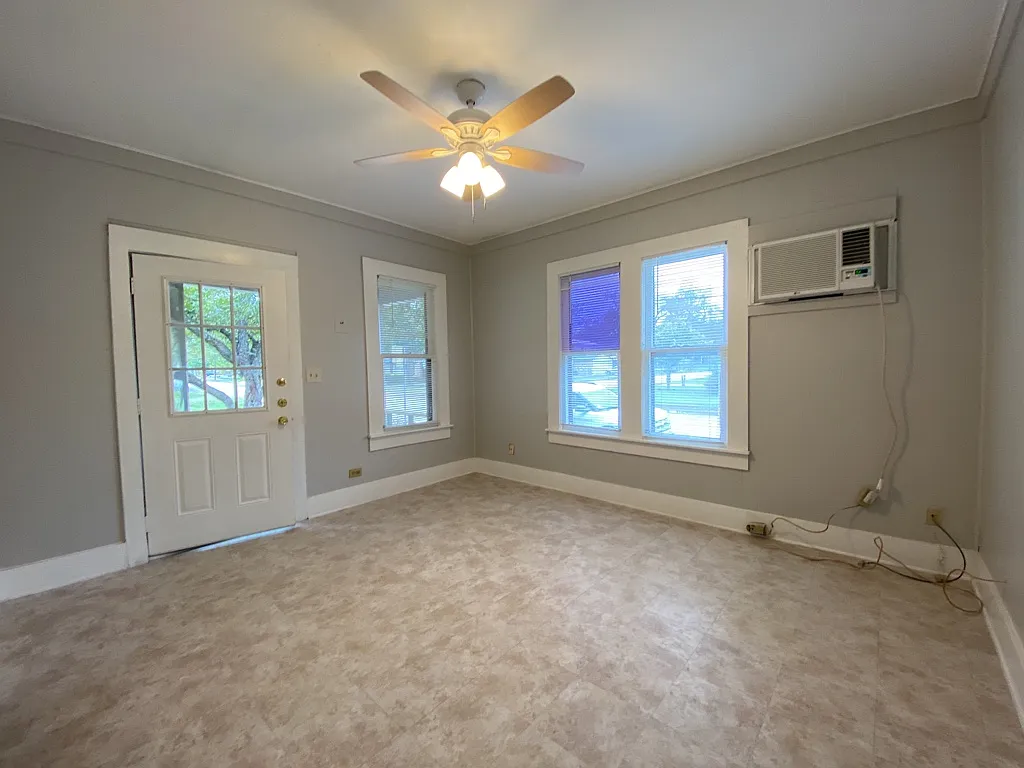 405 S Washington Avenue - 1 — Photo 3