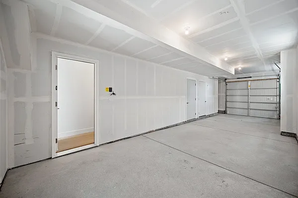 4037 Ascend Grv — Photo 43