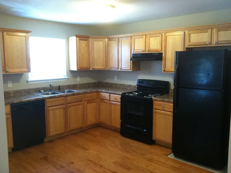 506 Sequoia Dr #506 — Photo 2