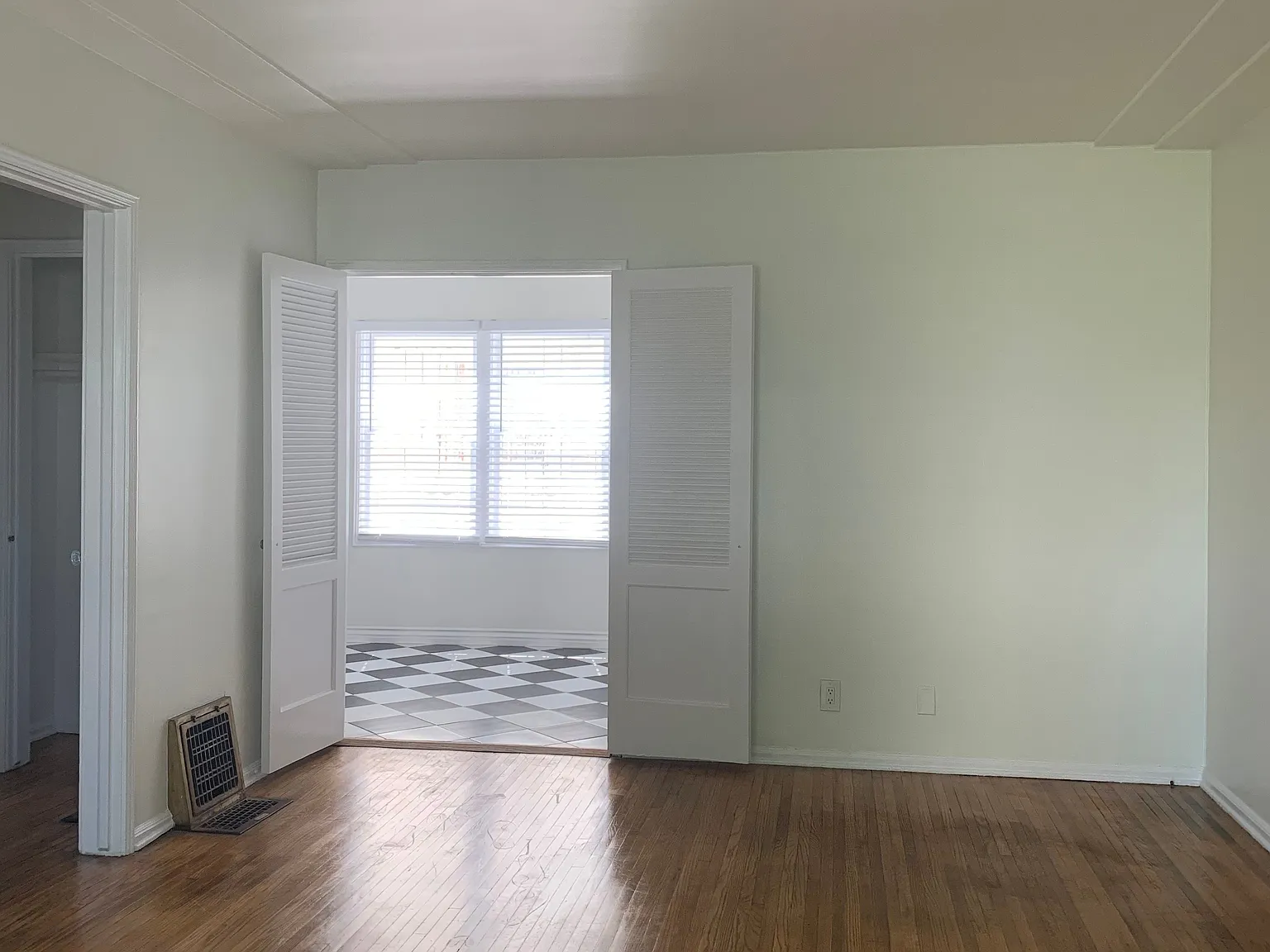 1 bed, 700 sqft, $1,895 — Photo 2