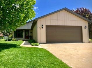 2100 20th Ave, Sterling, IL 61081