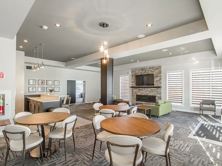 3928 Green Falls Dr — Photo 13