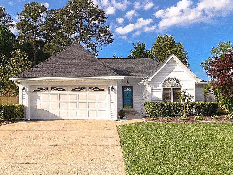 1st image of 48135 Livonia Cir