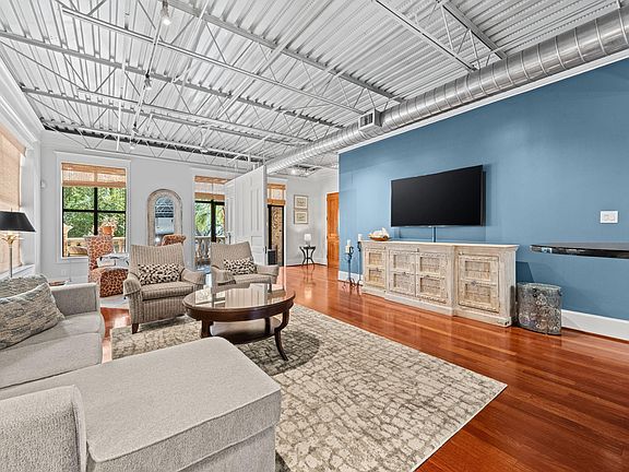 5th image of 1716 Washington Ave APT D