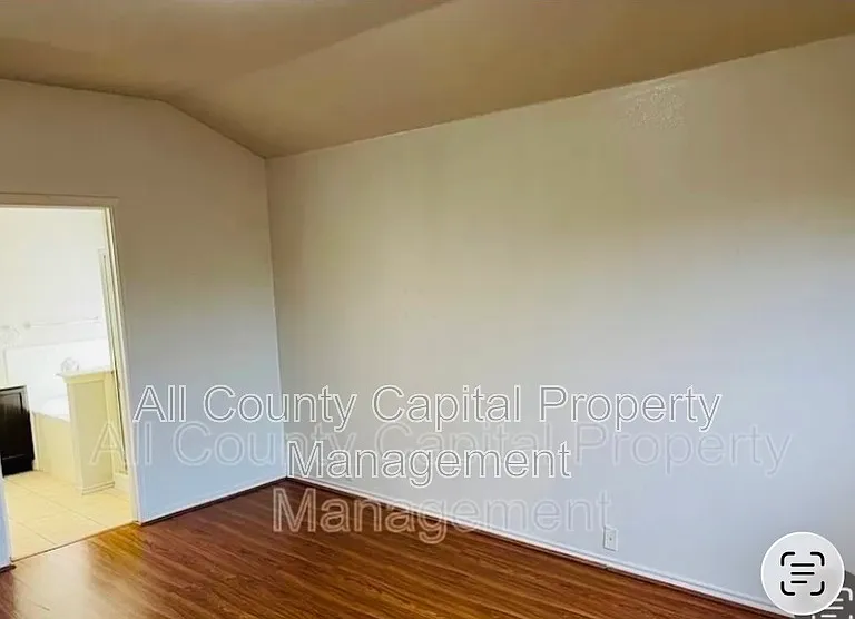 15004 Antique Finish Dr #15004 — Photo 7