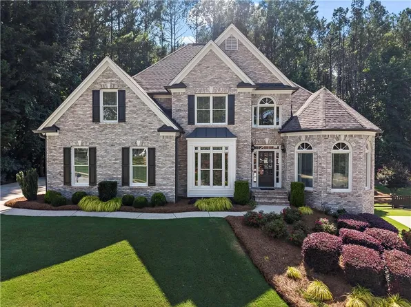 120 Creek Bank Dr, Acworth, GA 30101