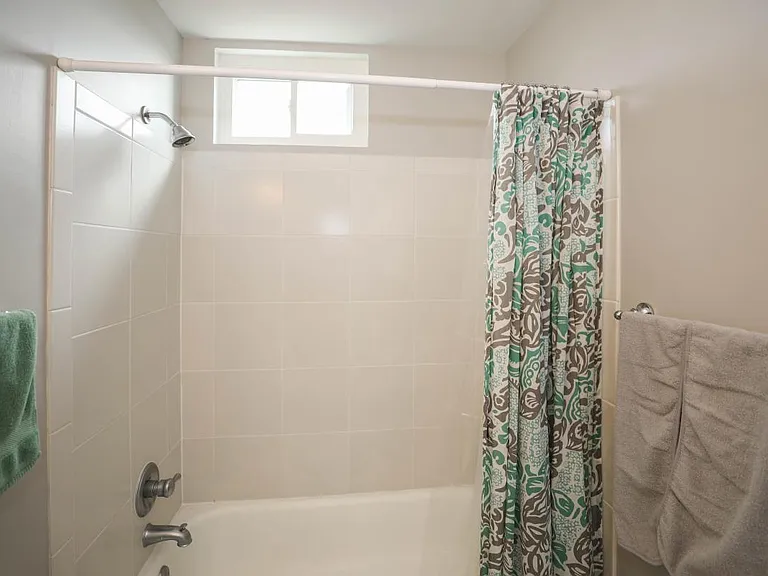 1822 Vernon St NW #302 — Photo 16