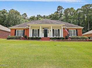 511 Cliffview Dr, Brandon, MS 39047