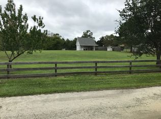 60 Hickory Point Ext, Hampstead, NC 28443