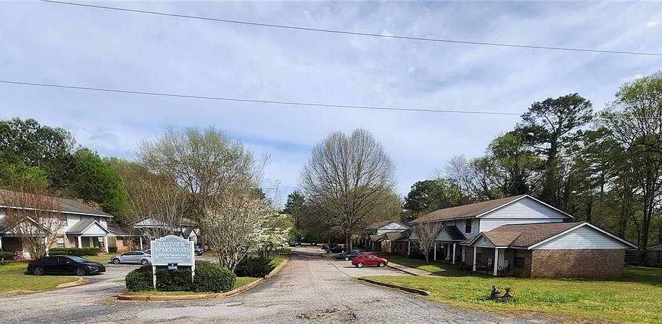 1st image of 25 Eastview Cir