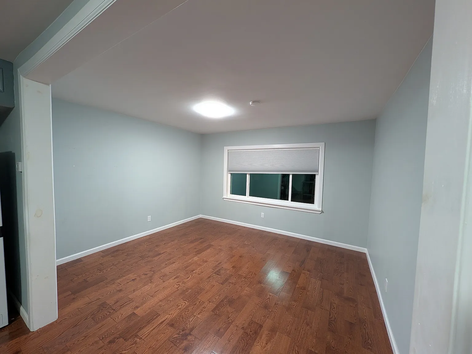 3 bed, 1150 sqft, $2,150 — Photo 2