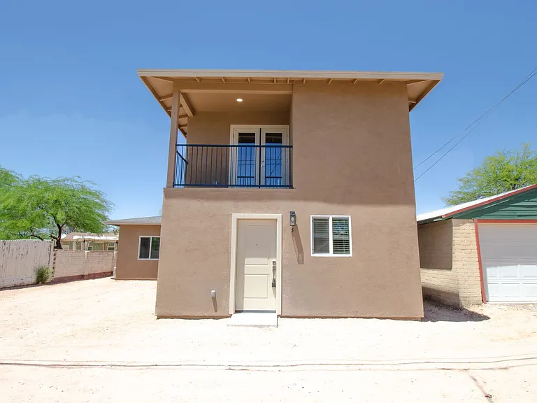1720 E Edison St — Photo 36