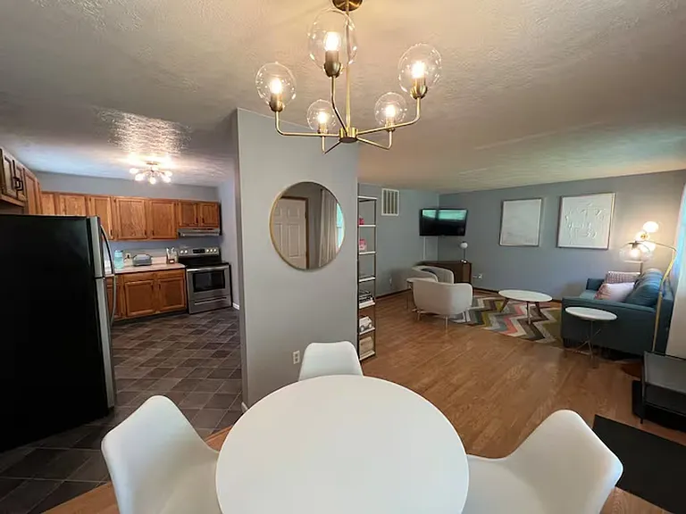 Tesoro Properties — Photo 23