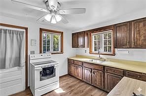 3rd image of 2052 Main St