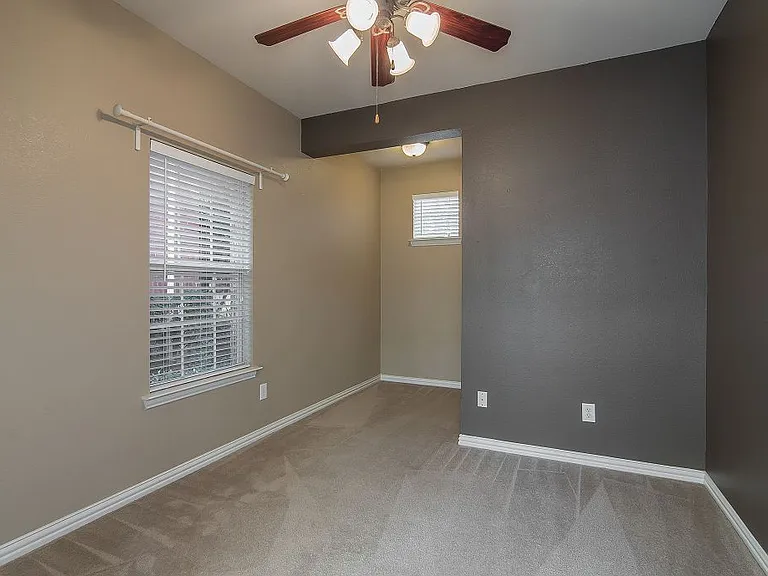 8740 Bigelow Dr — Photo 4
