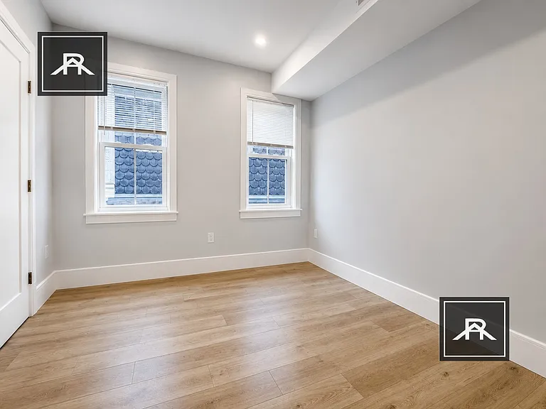 124 Kenrick St #6 — Photo 4