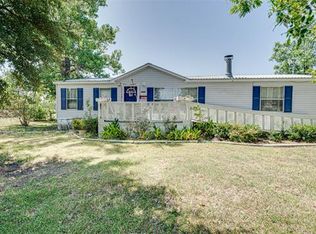 1820 Broadhead Rd, Waxahachie, TX 75165