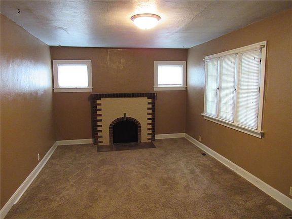 4th image of 722 Lewis Ave