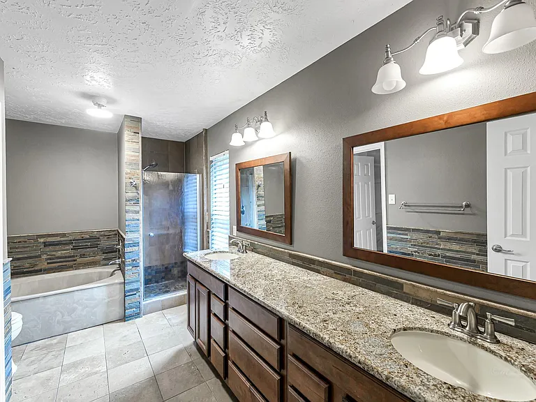 19307 Wildoats Dr — Photo 22