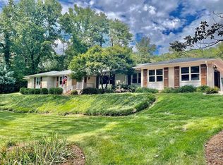 43 Craigwood Rd, Greenville, SC 29607