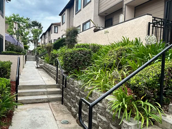 955 Postal Way APT 27, Vista, CA 92083