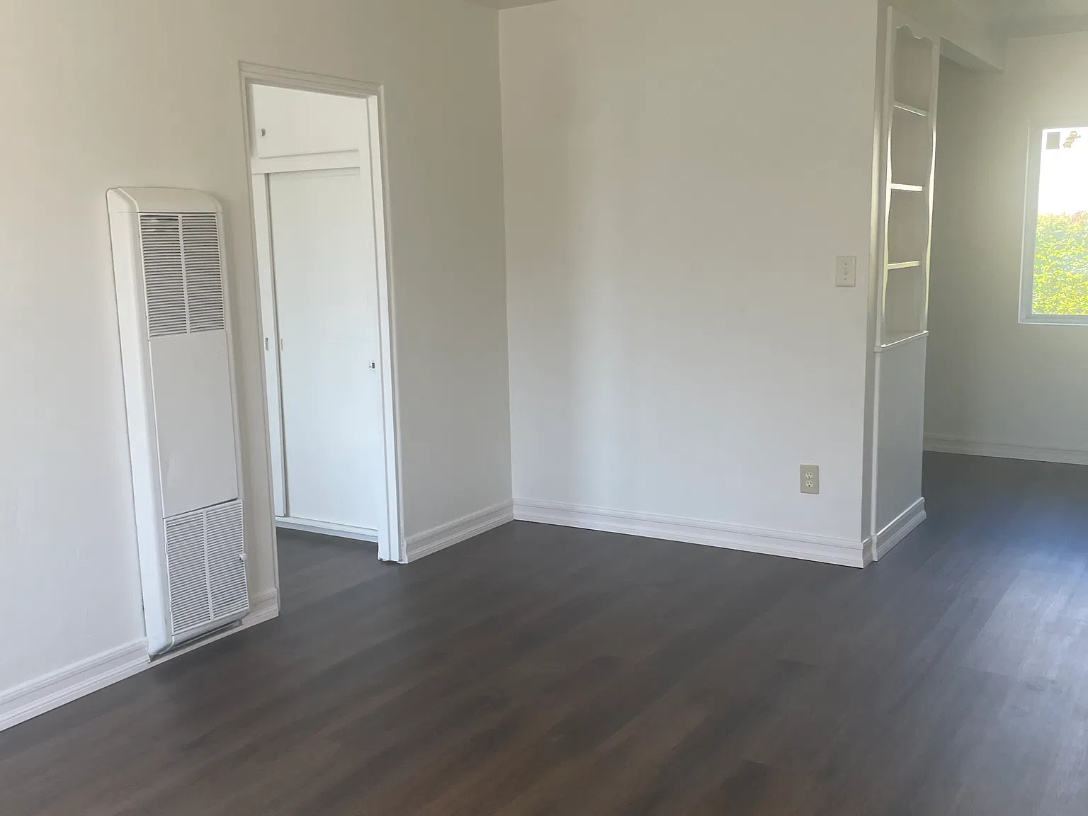 1 bed, 500 sqft, $1,850 — Photo 3