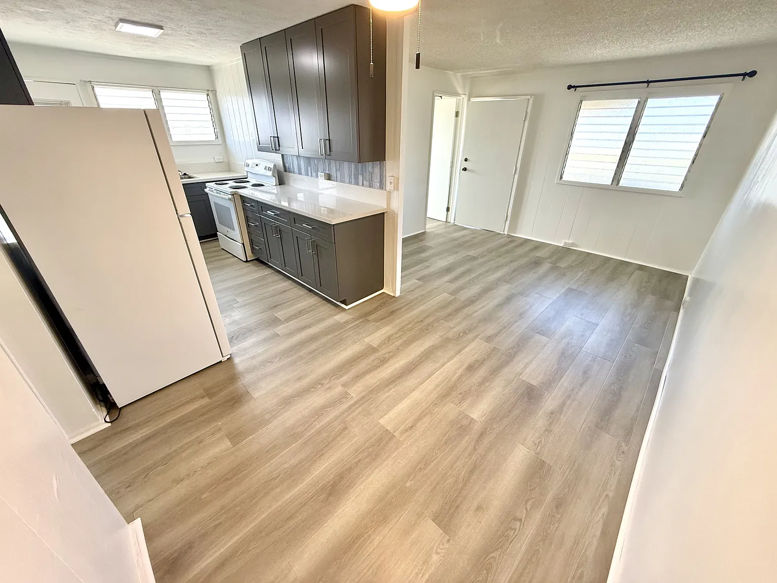 3760 Salt Lake Blvd- Agent: Diane Choi - Main — Photo 2