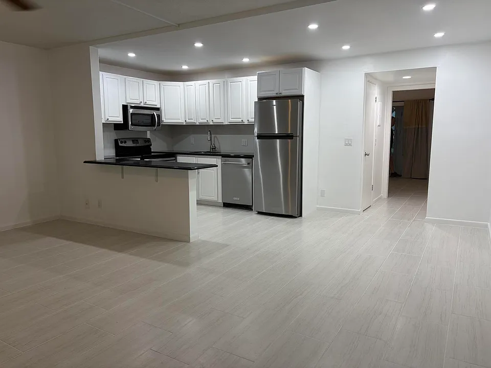 253 Newport Dr #253-P