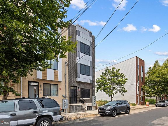 2nd image of 1932 N 6th St APT 3