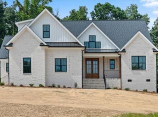 7098 Hunters Club Dr, Trinity, NC 27370