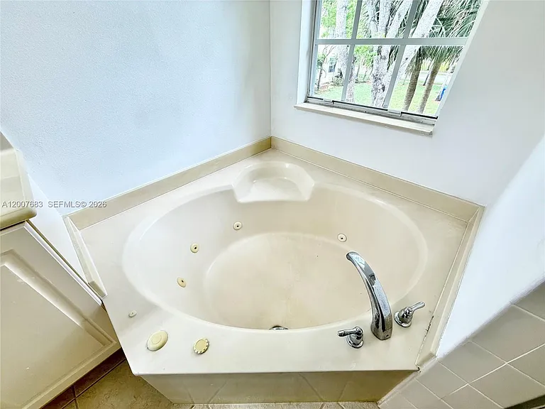 2674 SW 84th Ter #102 — Photo 46