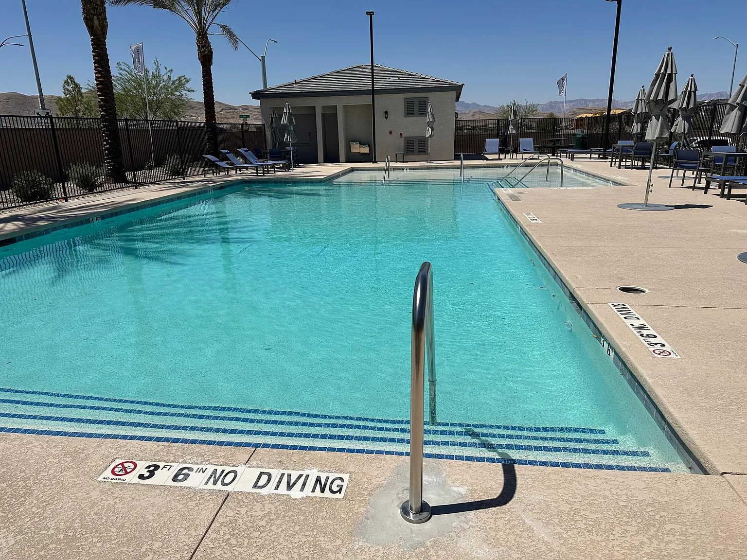2 bed, $2,085 — Photo 3