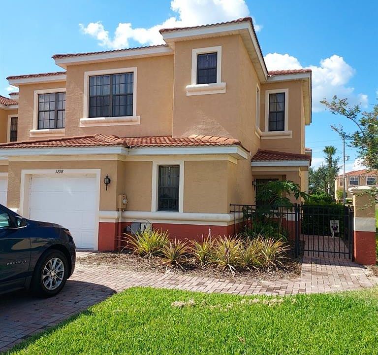 1st image of 1298 CLOVE DRIVE