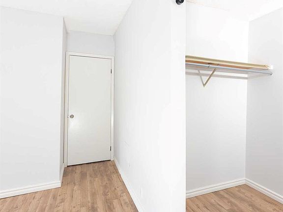 5th image of 2611 E 15a St SW #302