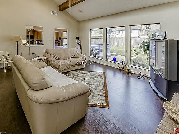 3rd image of 2346 Deer Meadow Dr