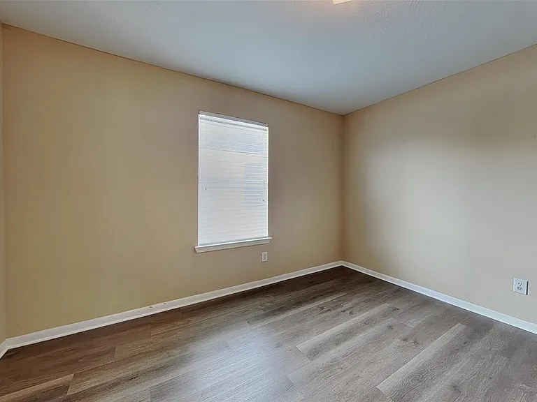 6530 Portlick Dr — Photo 20
