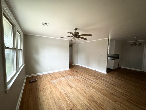 2nd image of 3453 Vineville Ave #1