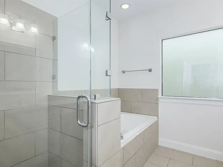1508 Johnson St — Photo 21