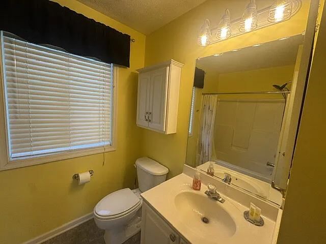 80 Walnut Ct — Photo 24