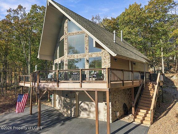 2nd image of 10 Spur Ln