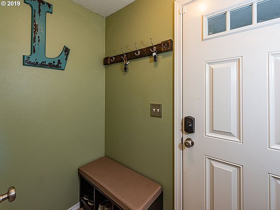 4th image of 4426 NE 136th Ave