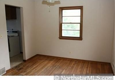 5th image of 10523 7th St NE