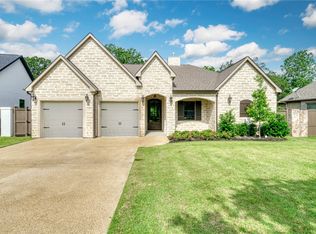 3317 Legacy Ct, Bryan, TX 77802