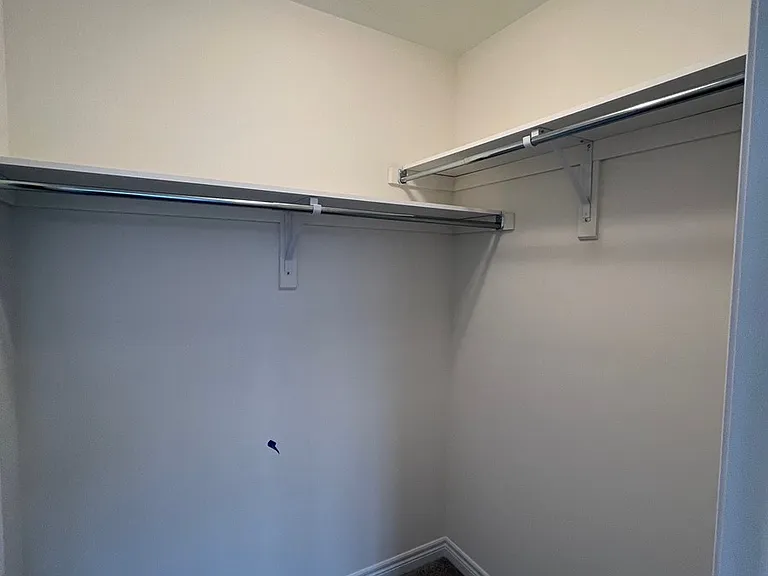 205 Broadacre Dr — Photo 13